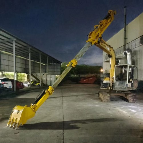 工程案例-林工机械设备（江门）有限公司-小松pc60-5三段式8米伸缩臂